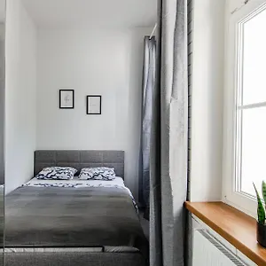 Loft Center Apartments- Parking, Wifi, 24h Check-in Wrocław
